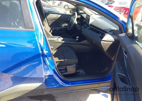 2019 Toyota C-Hr Le z USA, uszkodzony, nr VIN JTNKHMBX7K1059042